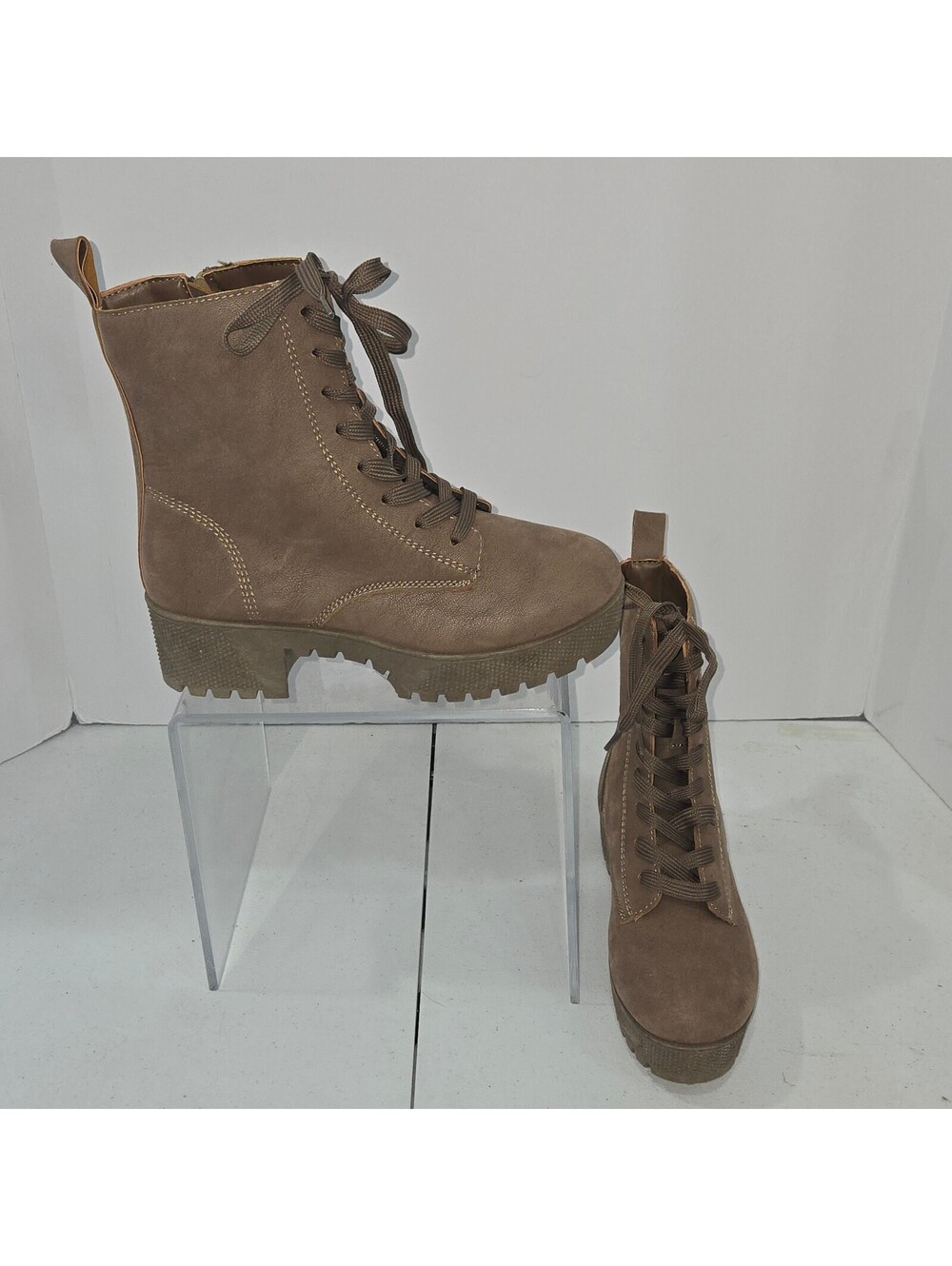 Bamboo Powerful-51 Women's  Lace Up Side Zip Platform Combat Boots Size 7.5